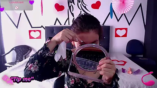 Snapshot of Tefannyy_ chatting on 02.10.25 Tefannyy online show from 02.10.25