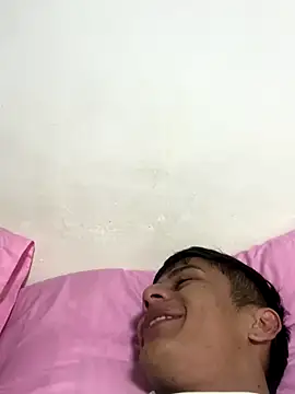 Snapshot of The__Rodriguez chatting on 12.14.25 The Rodriguez online show from 12.14.25