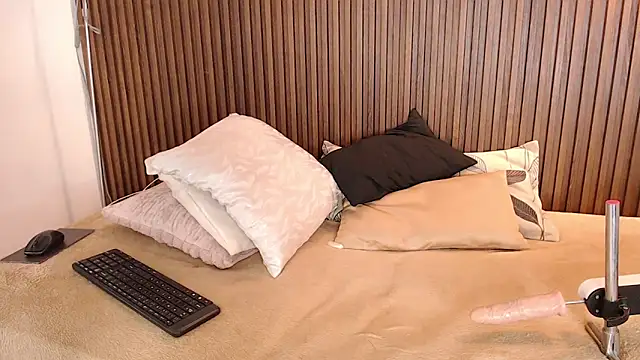 Ifis tiresia1 online show from 09.23.25