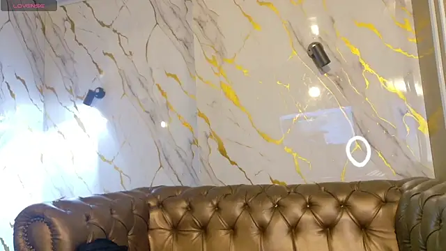 Snapshot of engel_devil chatting on 12.14.25 engel devil online show from 12.14.25