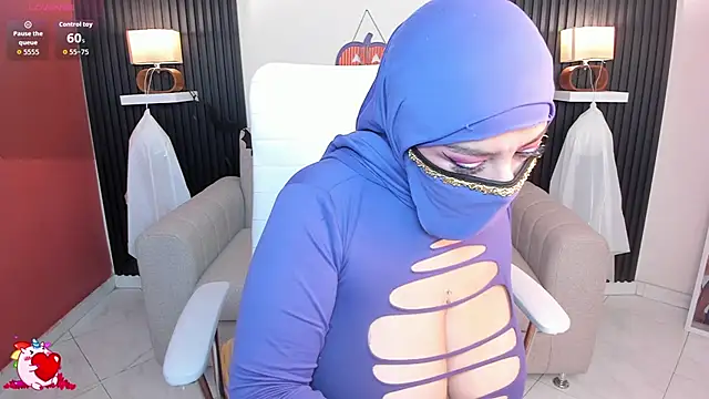 cloe sirena online show from 10.26.25