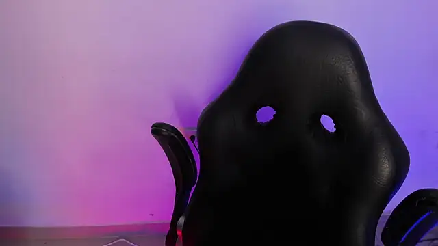 Snapshot of AnnikaMerliahh_ chatting on 10.01.25 AnnikaMerliahh online show from 10.01.25