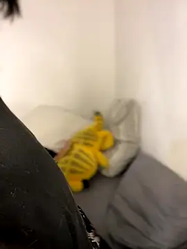 Snapshot of AnnikaMerliahh_ chatting on 10.30.25 AnnikaMerliahh online show from 10.30.25