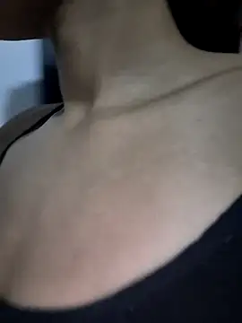 Snapshot of Cositarica_69 chatting on 09.23.25 Cositarica 69 online show from 09.23.25