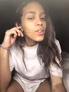 Snapshot of Cositarica_69 chatting on 10.06.25 Cositarica 69 online show from 10.06.25