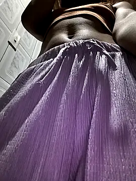 Snapshot of Cositarica_69 chatting on 11.10.25 Cositarica 69 online show from 11.10.25