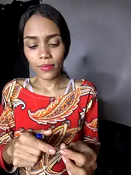 Snapshot of Cositarica_69 chatting on 12.14.25 Cositarica 69 online show from 12.14.25