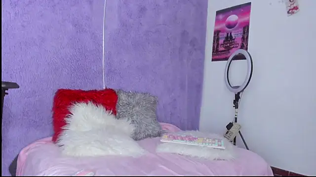 Snapshot of allis0n_ik chatting on 01.21.25 allis0n ik online show from 01.21.25