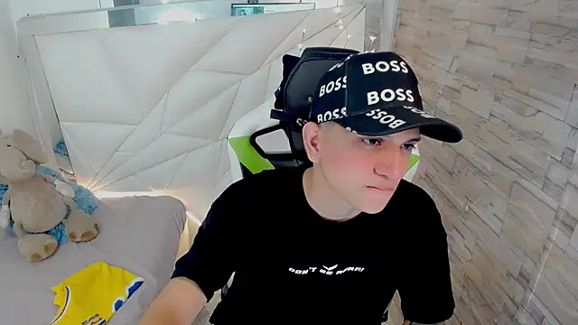 Snapshot of Brayan_lopezz chatting on 03.18.25 Brayan lopezz online show from 03.18.25