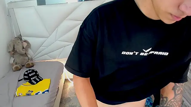 Snapshot of Brayan_lopezz chatting on 03.18.25 Brayan lopezz online show from 03.18.25