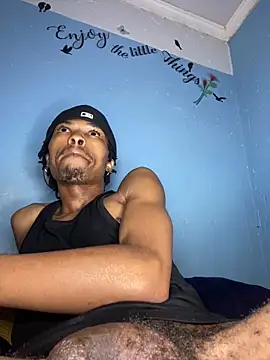 Snapshot of BlueIceCube chatting on 12.19.24 BlueIceCube online show from 12.19.24