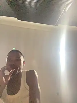 Snapshot of BlueIceCube chatting on 02.25.26 BlueIceCube online show from 02.25.26