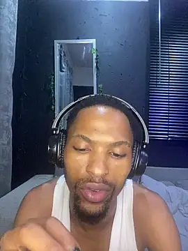 Snapshot of BlueIceCube chatting on 03.24.26 BlueIceCube online show from 03.24.26