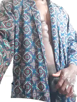 MIGHTY MAGNUM online show from 12.18.24