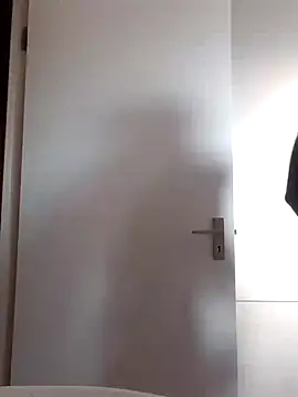 MIGHTY MAGNUM online show from 01.18.25