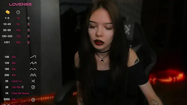 SweetyDeviliya online show from 10.23.25