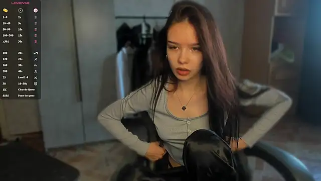 SweetyDeviliya online show from 06.18.26