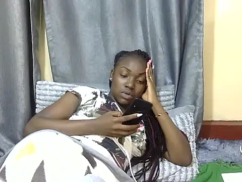 Chichii- online show from 01.07.25