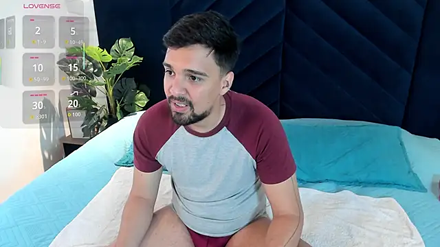 Edward max online show from 04.27.26