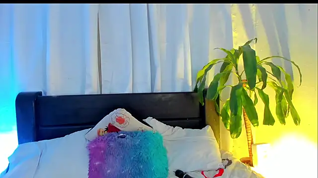 Snapshot of lanaa_paul1 chatting on 01.30.25 lanaa paul1 online show from 01.30.25