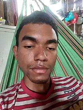 Snapshot of Reynold2608 chatting on 11.22.25 Reynold2608 online show from 11.22.25