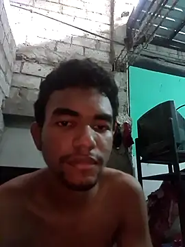 Snapshot of Reynold2608 chatting on 01.12.26 Reynold2608 online show from 01.12.26