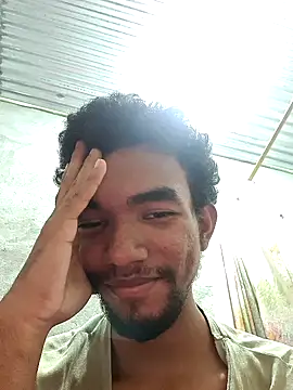 Snapshot of Reynold2608 chatting on 02.16.26 Reynold2608 online show from 02.16.26