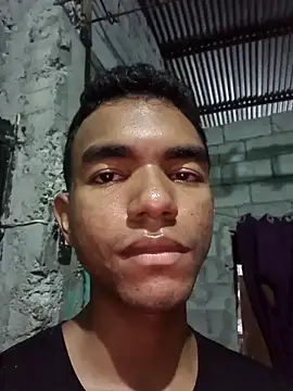 Snapshot of Reynold2608 chatting on 03.11.26 Reynold2608 online show from 03.11.26