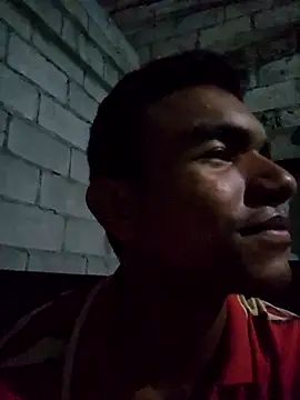 Snapshot of Reynold2608 chatting on 03.27.26 Reynold2608 online show from 03.27.26