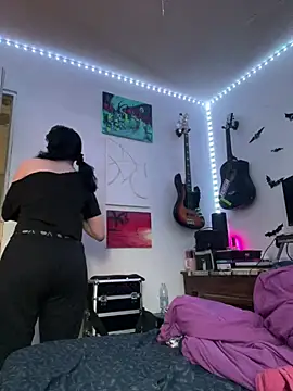 Nina-Chick777 online show from 06.13.26