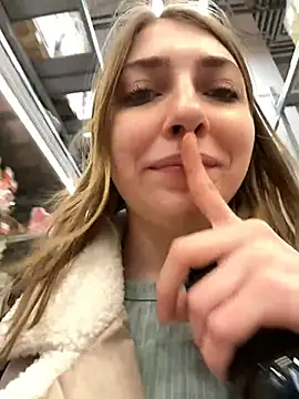 Sunny   Bunny online show from 12.25.24