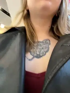 Sunny   Bunny online show from 02.18.25