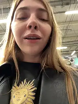 Sunny   Bunny online show from 10.21.25