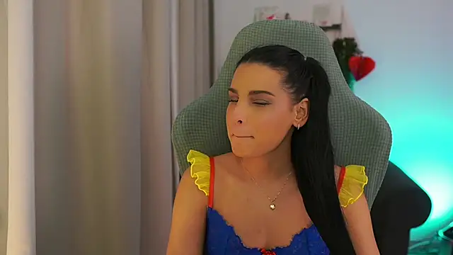 mila  denver online show from 02.11.25