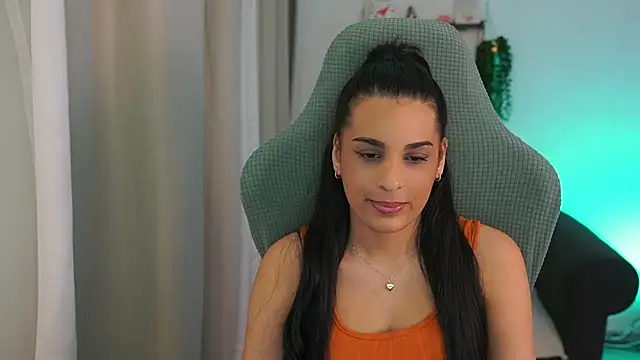 mila  denver online show from 03.04.25