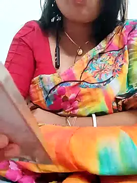 Snapshot of Priya_2222 chatting on 01.12.25 Priya 2222 online show from 01.12.25