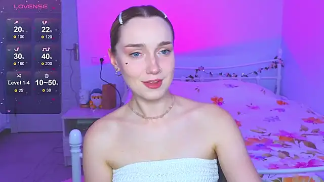 Wild Sophie  online show from 12.19.25