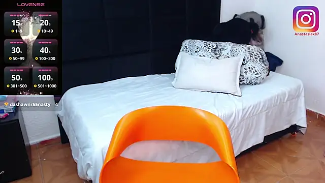 Snapshot of Anastasiax87 chatting on 01.17.25 Anastasiax87 online show from 01.17.25