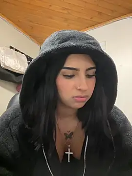 Hilary pinkk online show from 10.28.25