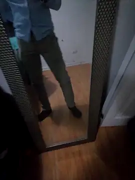 Snapshot of Lighto1 chatting on 11.27.25 Lighto1 online show from 11.27.25