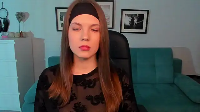 BellaSweetHeart online show from 01.26.25