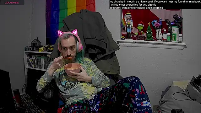 Snapshot of tallnerdyguy chatting on 01.18.25 tallnerdyguy online show from 01.18.25