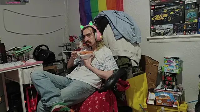 tallnerdyguy online show from 05.14.26