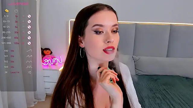 Snapshot of Emeli_Love chatting on 12.25.24 Emeli Love online show from 12.25.24