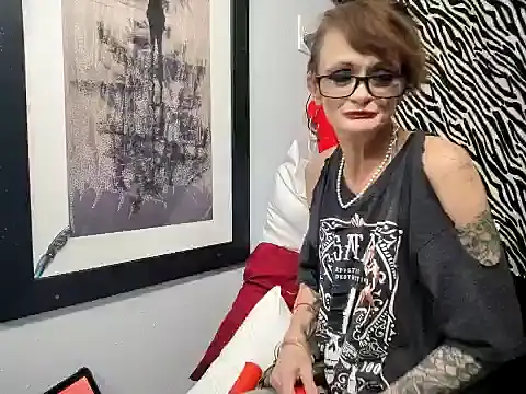 Snapshot of ivylee31 chatting on 01.06.25 ivylee31 online show from 01.06.25