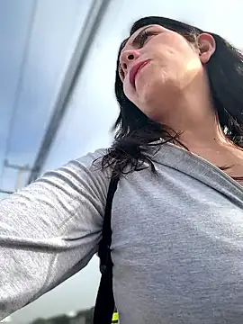 Alysson-- online show from 04.22.26