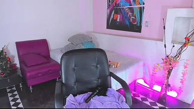 lunoxx  online show from 12.29.24