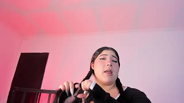 AmberiniHoffman online show from 01.19.26