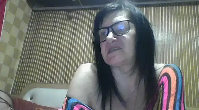 Snapshot of AlanaLaDream chatting on 01.29.25 AlanaLaDream online show from 01.29.25