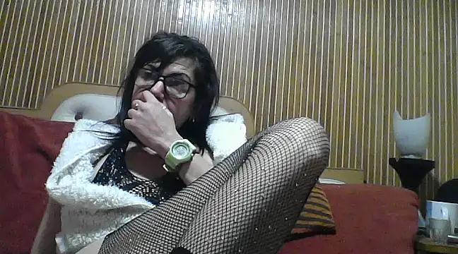 Snapshot of AlanaLaDream chatting on 02.07.25 AlanaLaDream online show from 02.07.25